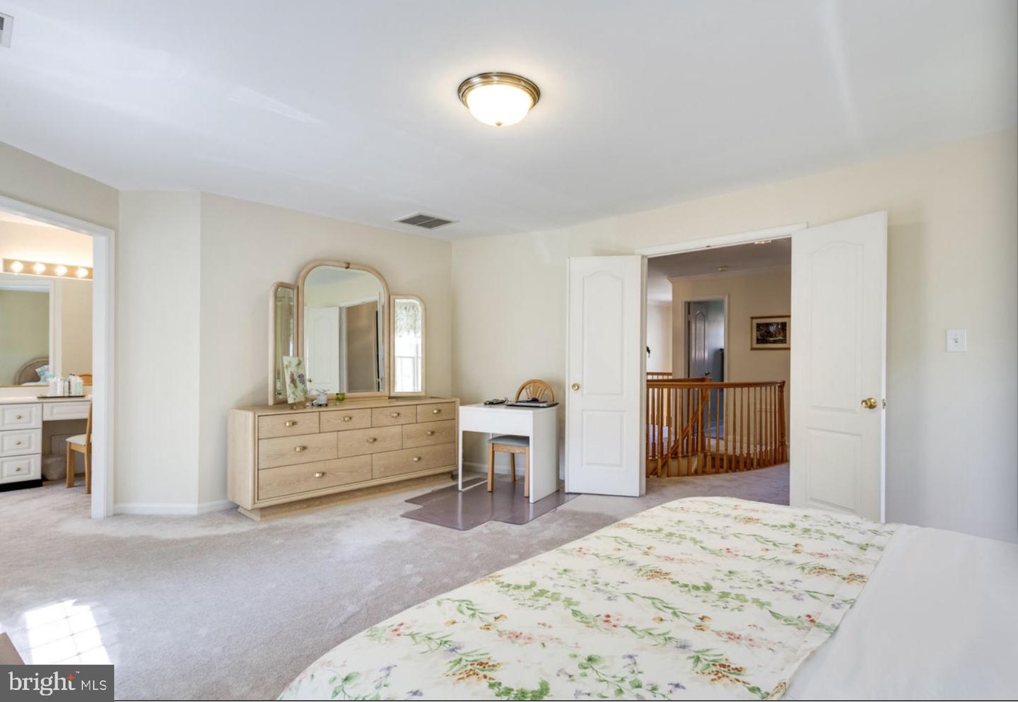 3009 WINDY KNOLL COURT