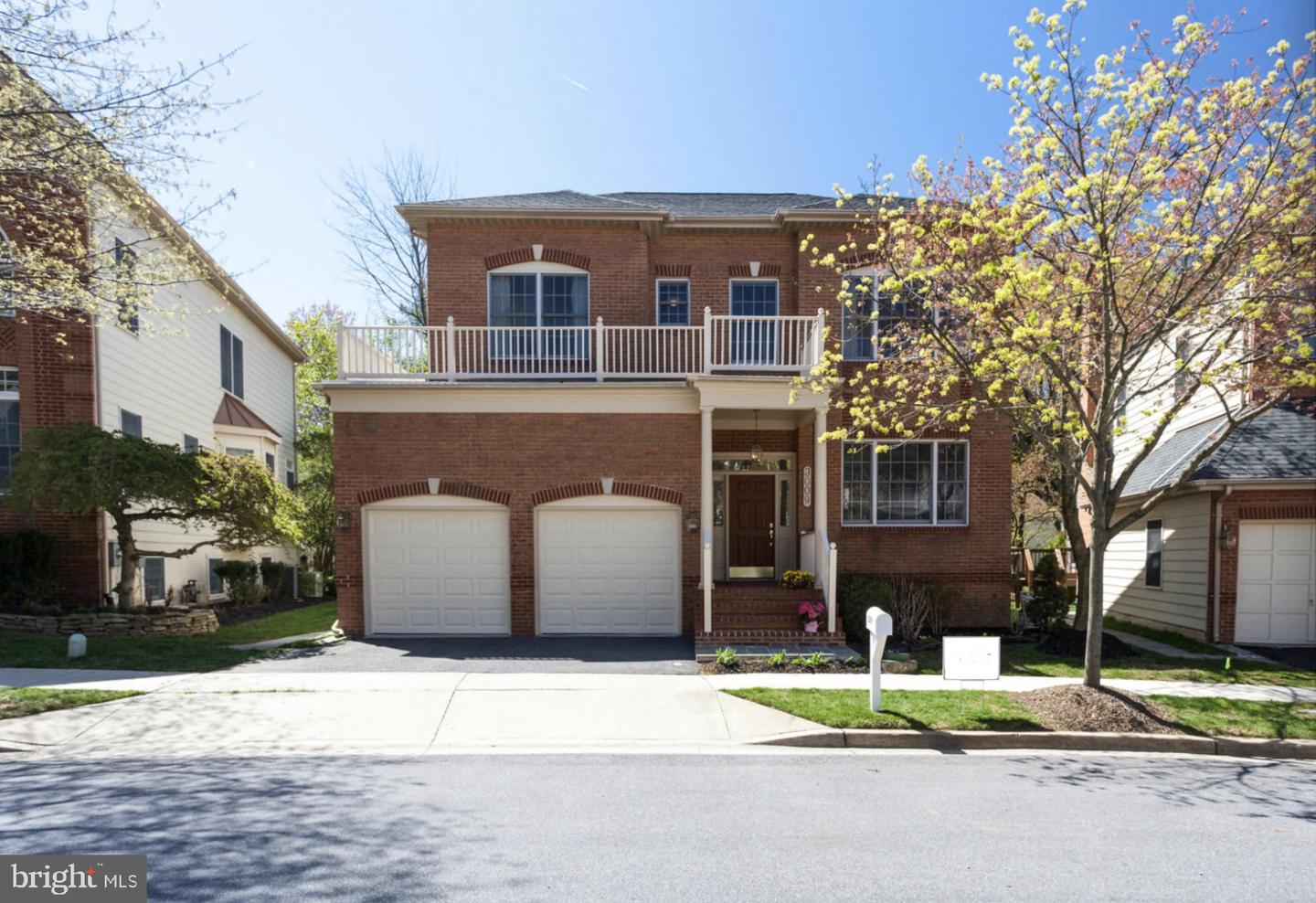 3009 WINDY KNOLL COURT