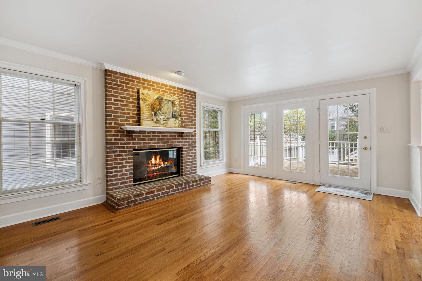 303 Kent Oaks WAY