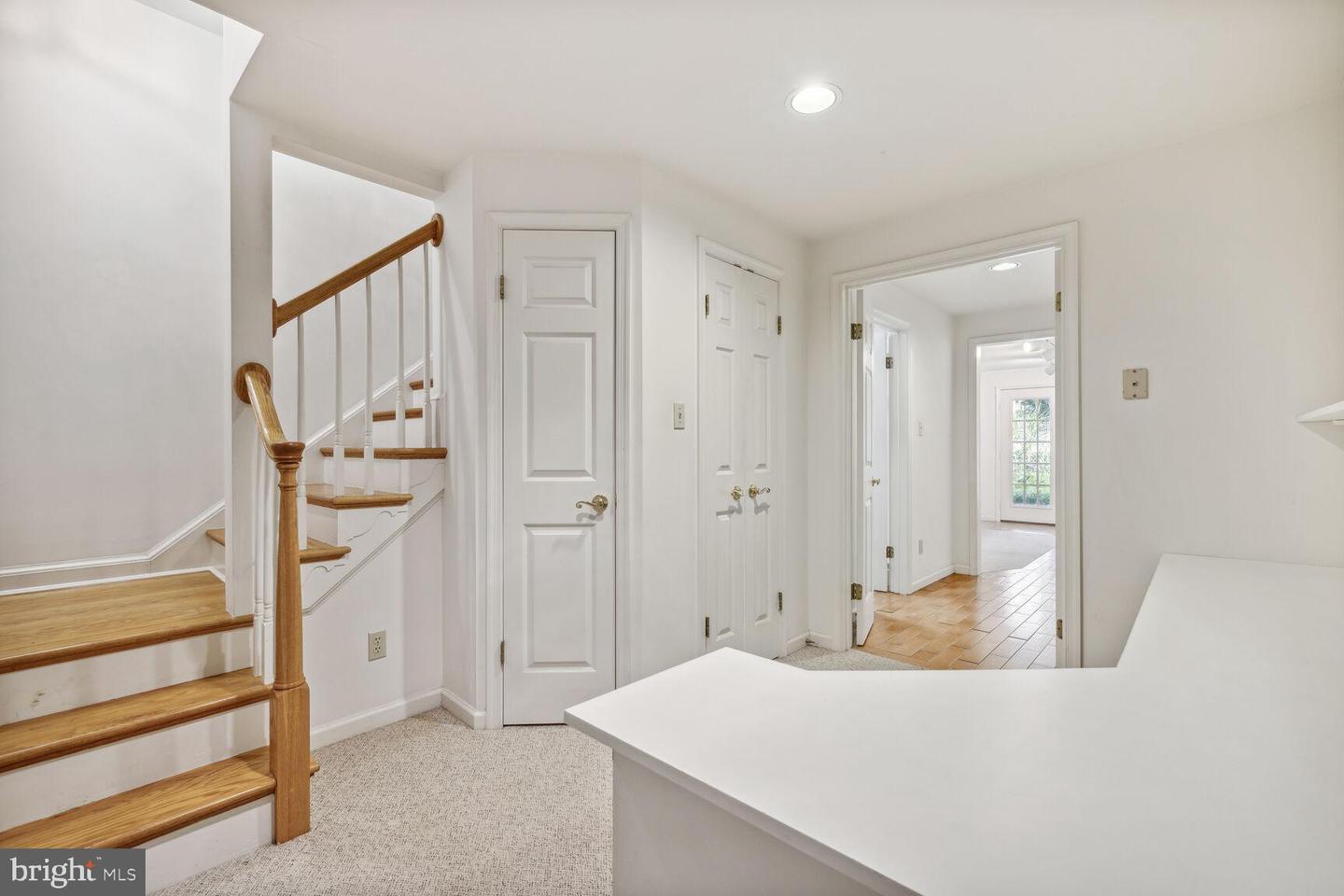 303 Kent Oaks WAY