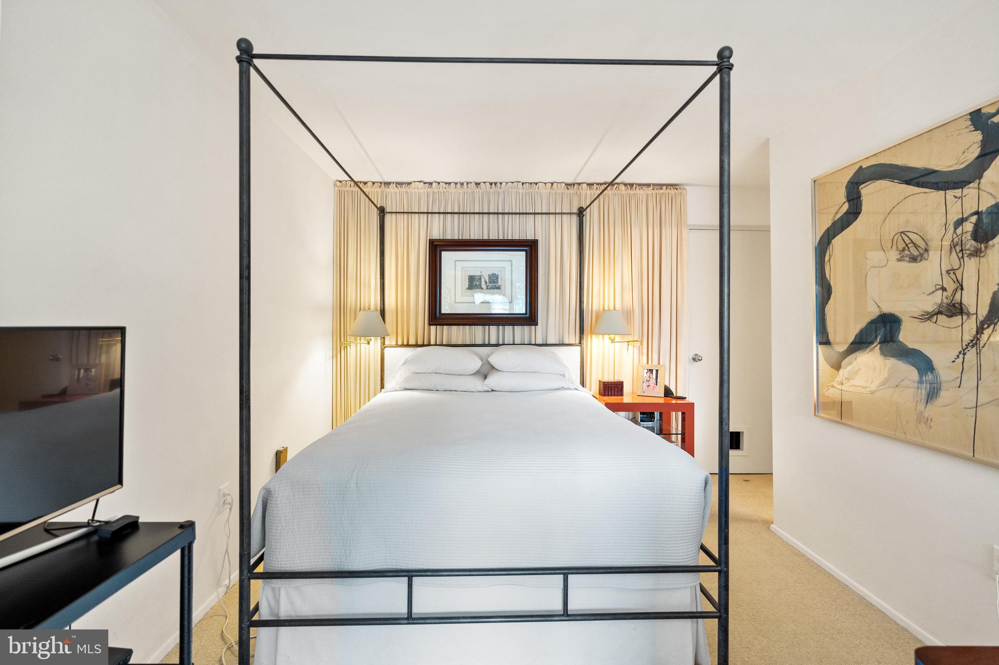 5301 Westbard CIRCLE Unit: 405