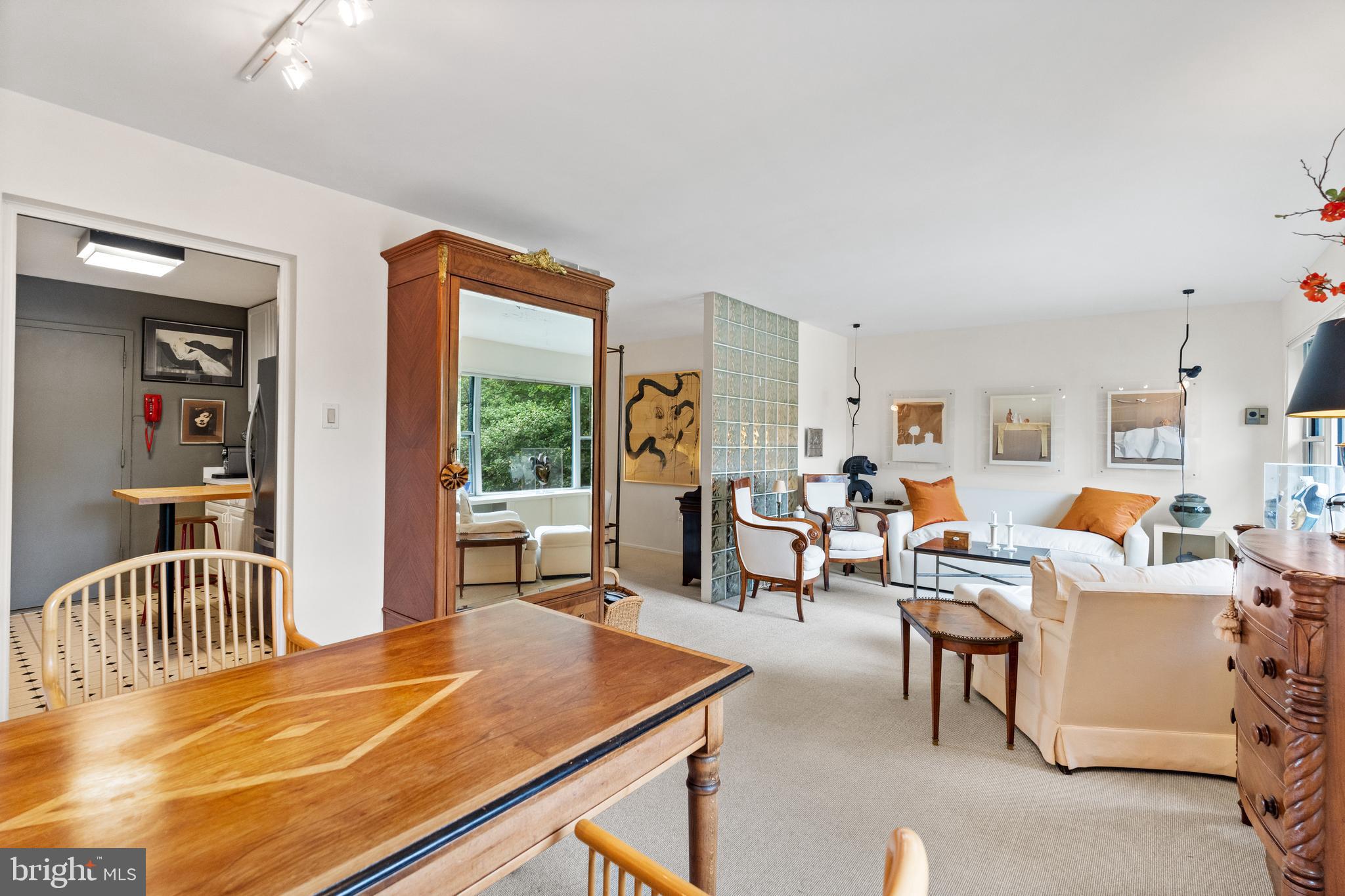 5301 Westbard CIRCLE Unit: 405