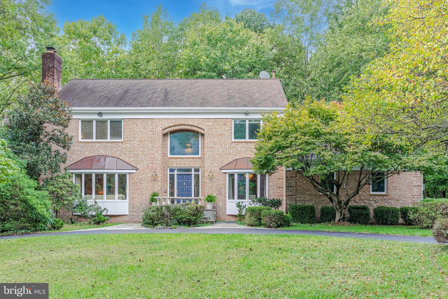 9225 Vendome DRIVE