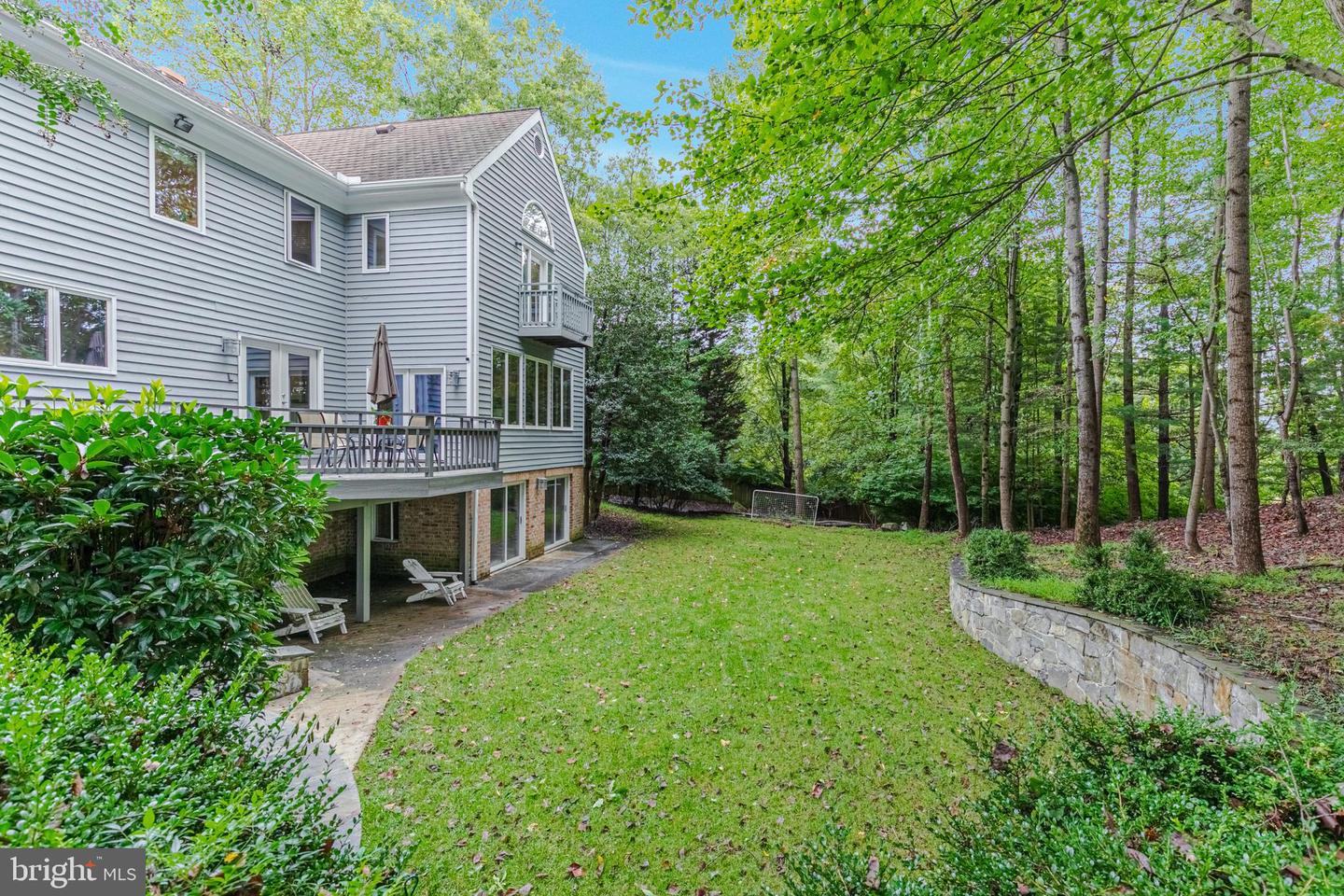 9225 Vendome DRIVE