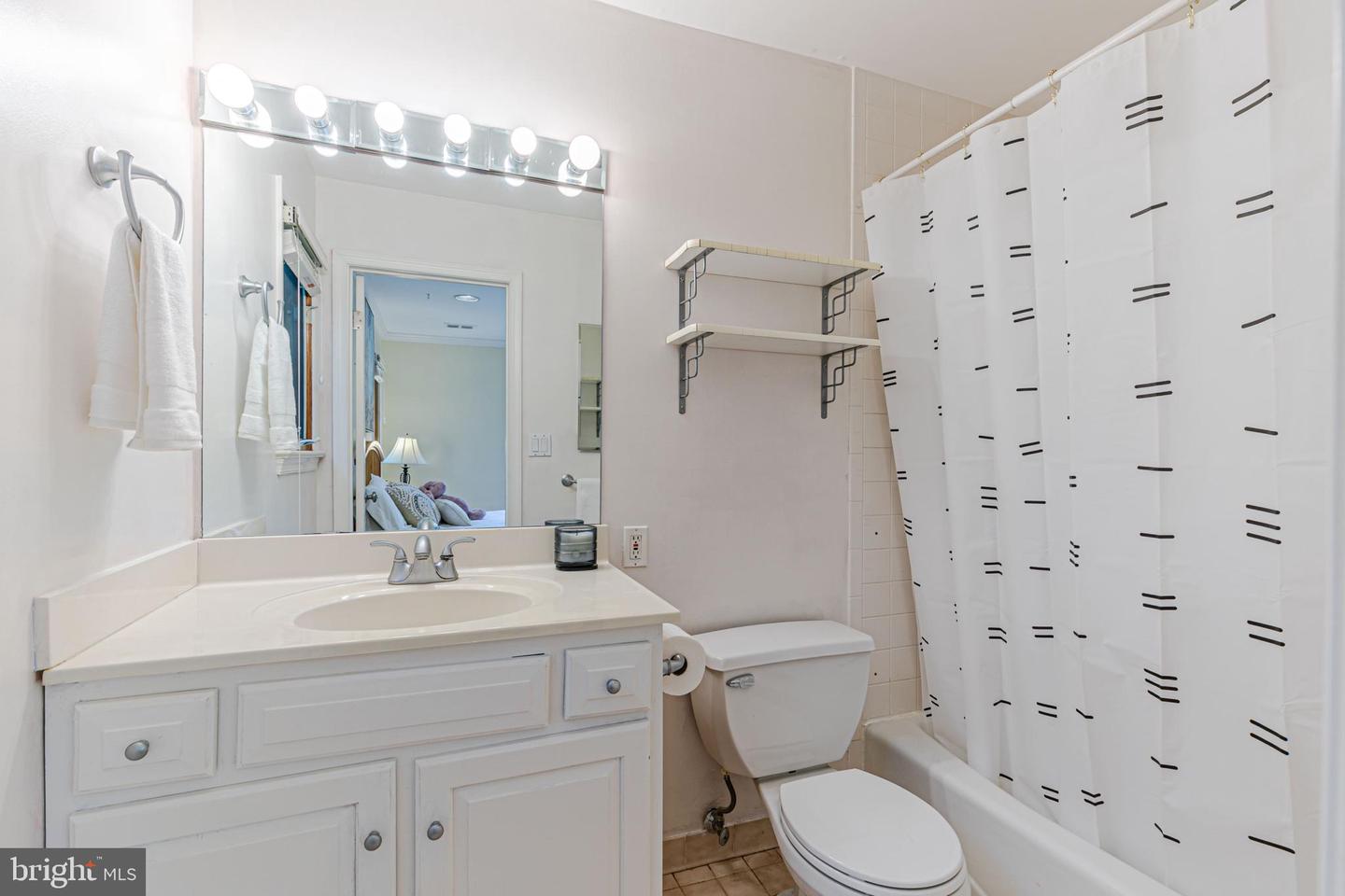 9225 Vendome DRIVE