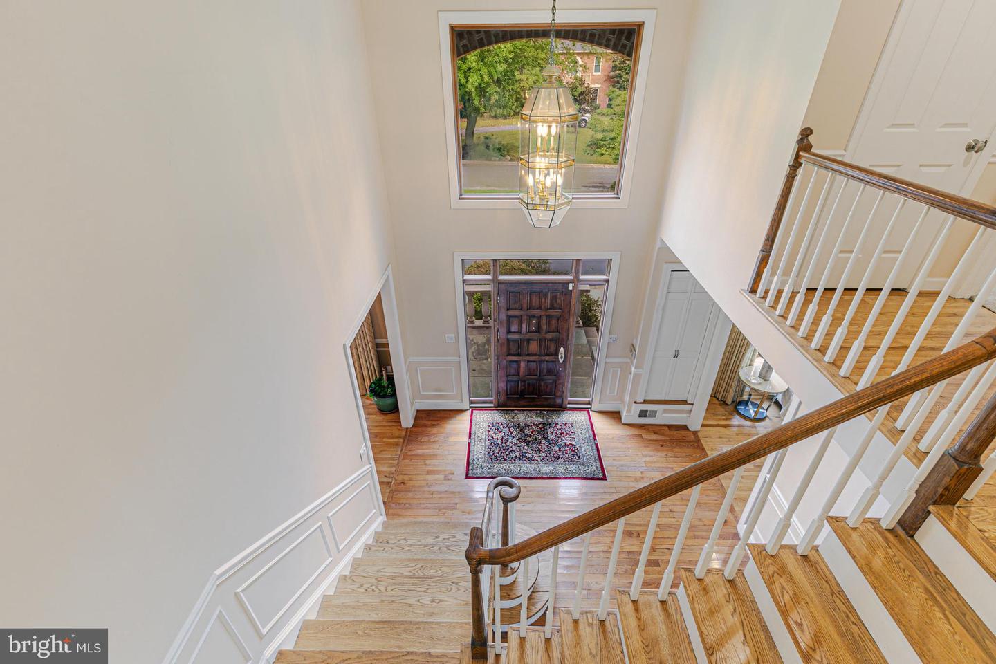 9225 Vendome DRIVE