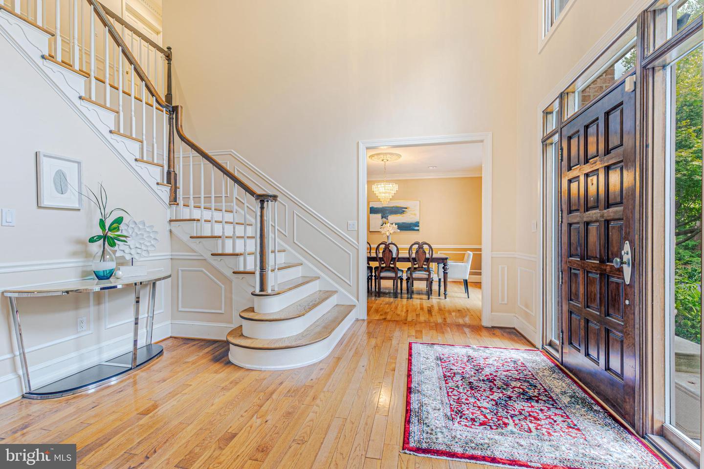 9225 Vendome DRIVE