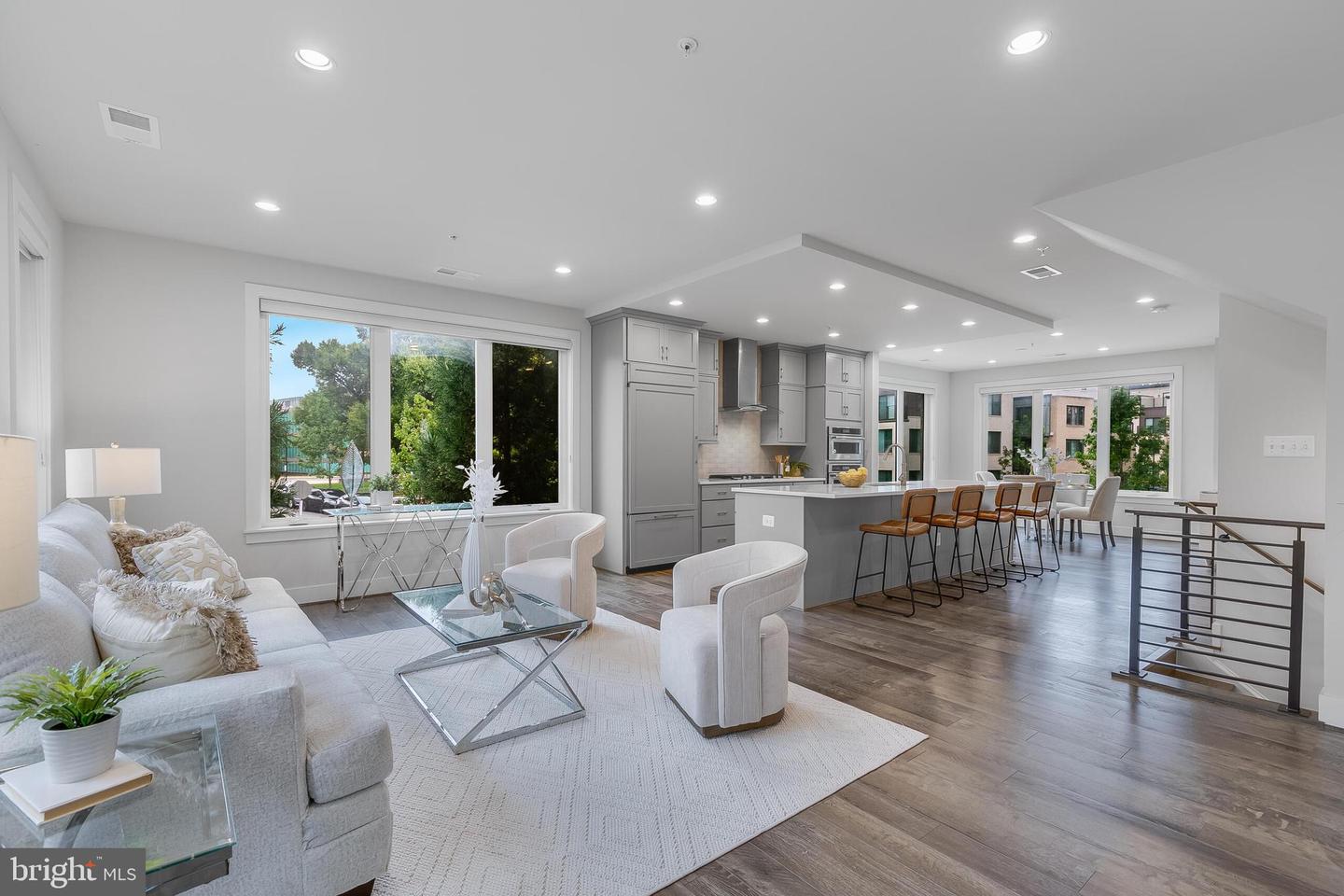 6684 Eames Way