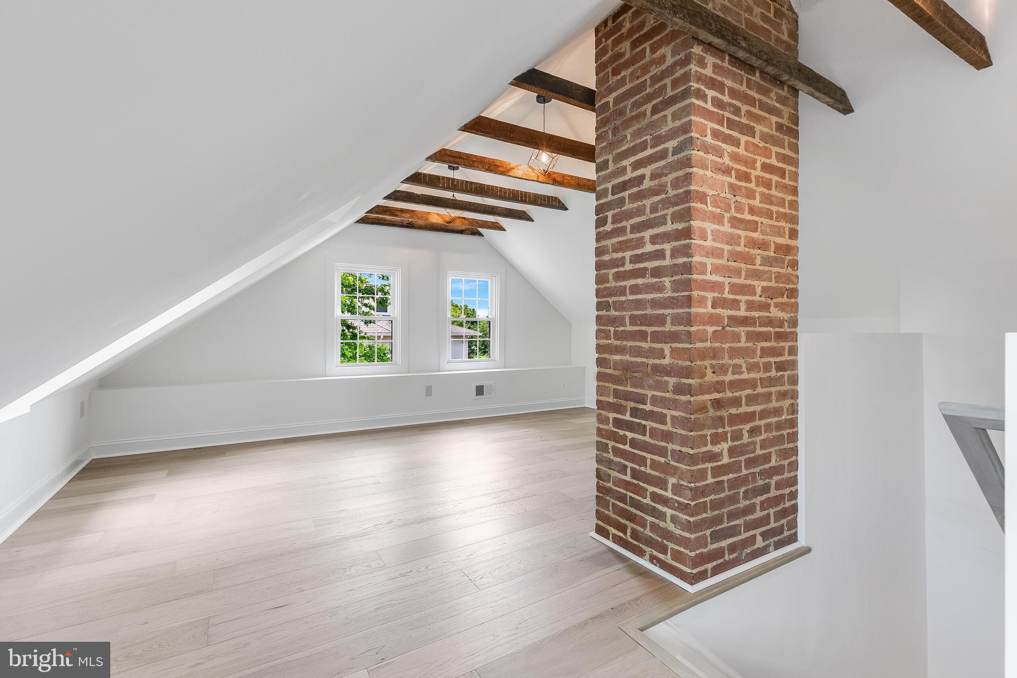 6818 Connecticut Ave