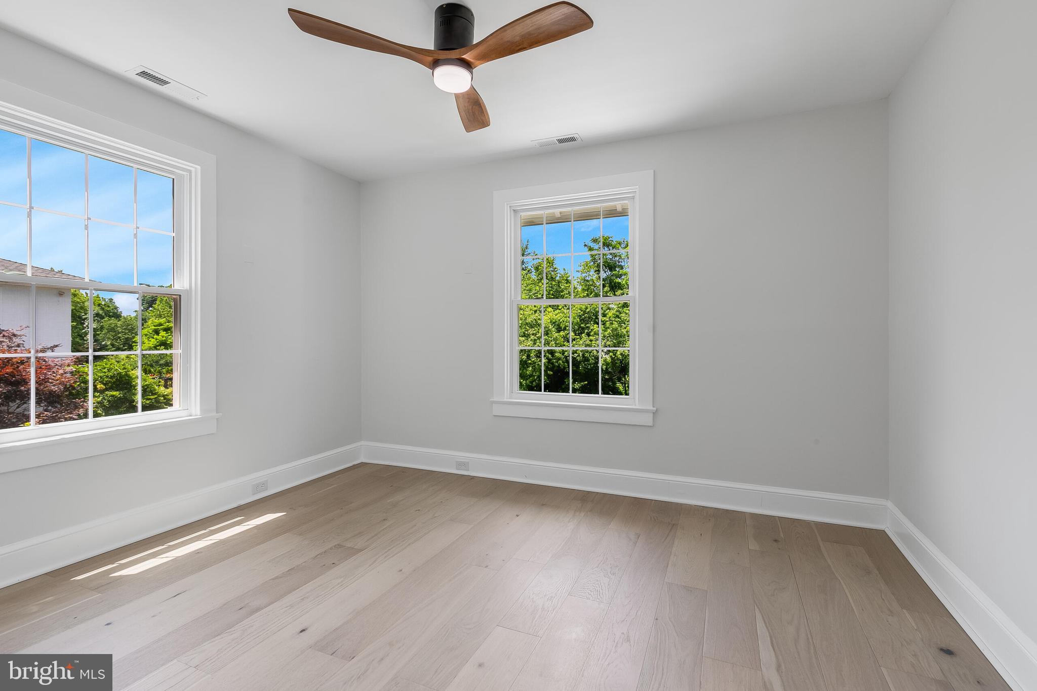 6818 Connecticut Ave