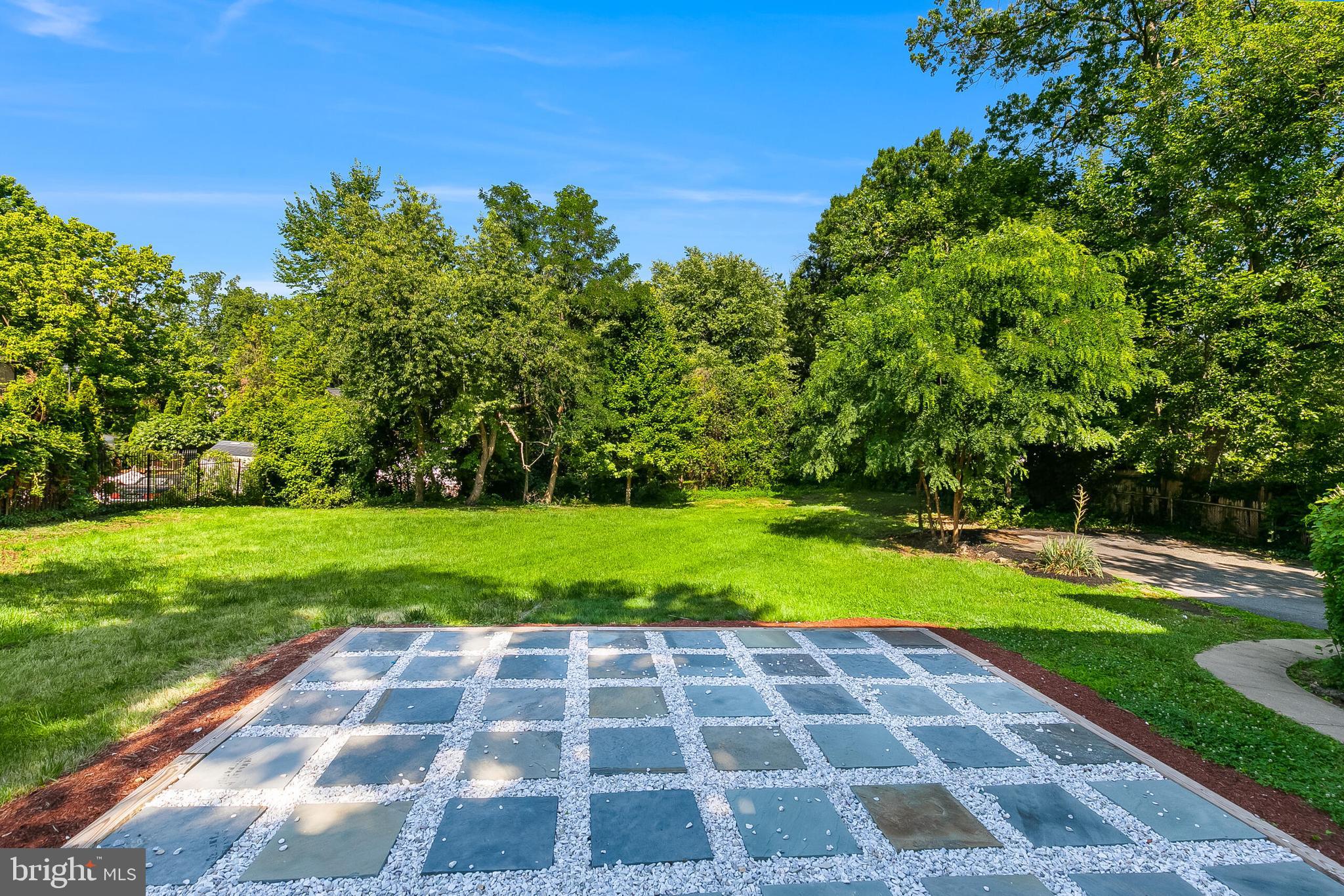 6818 Connecticut Ave