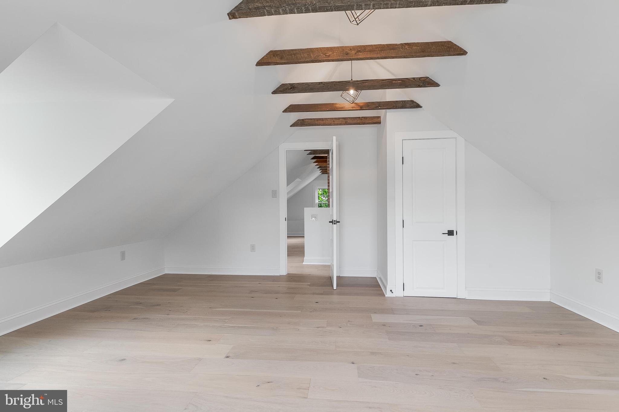 6818 Connecticut Ave