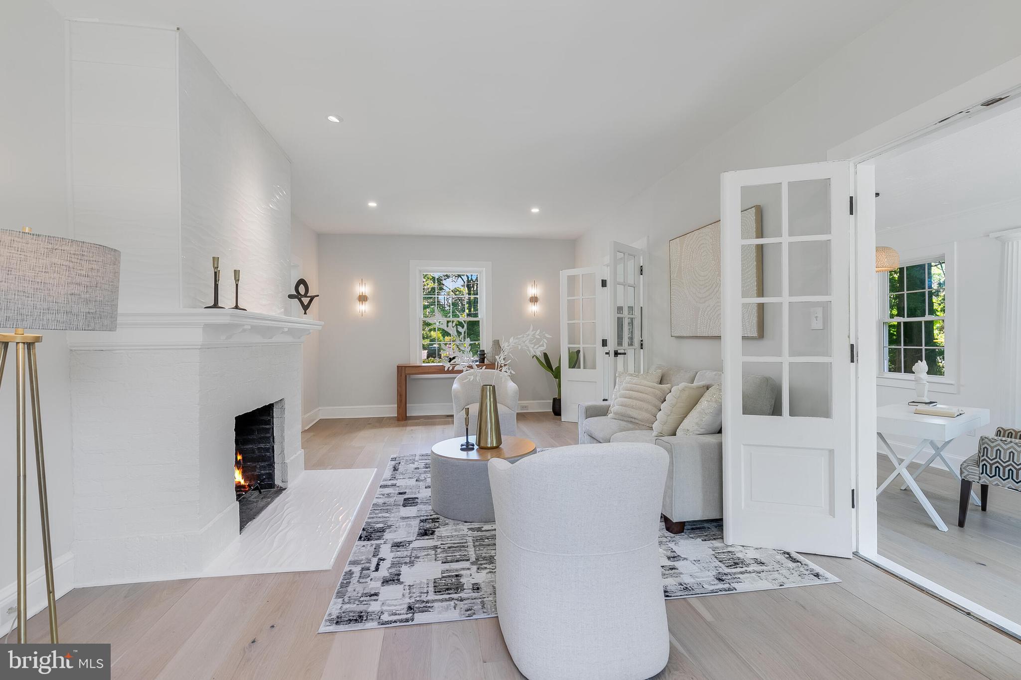 6818 Connecticut Ave