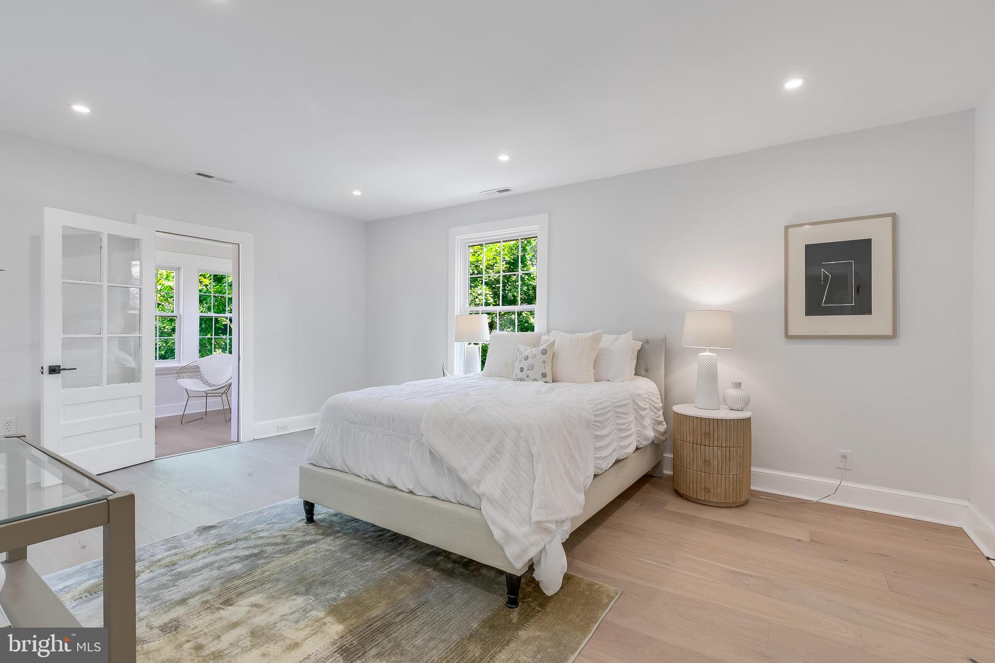 6818 Connecticut Ave