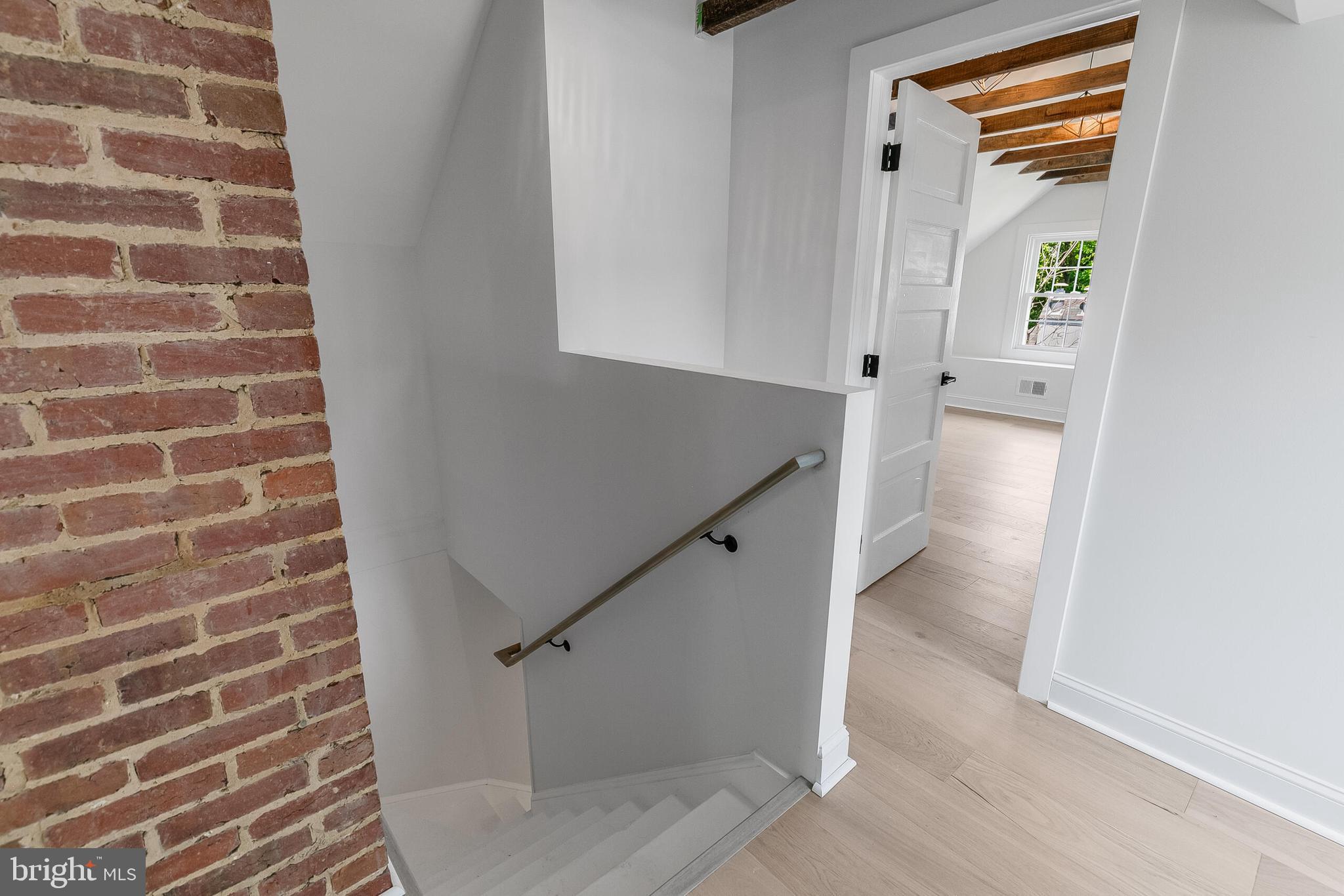 6818 CONNECTICUT AVENUE