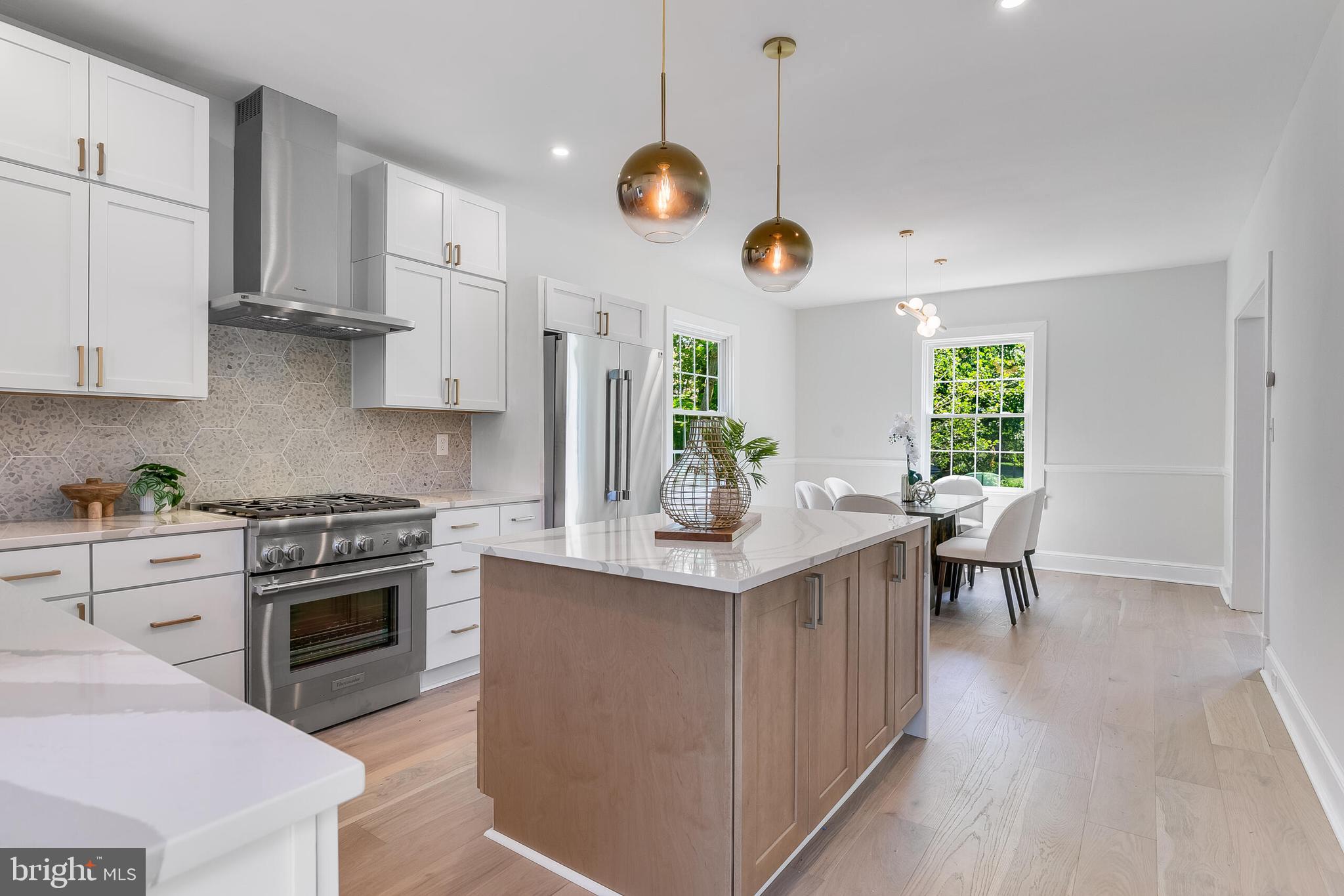 6818 CONNECTICUT AVENUE