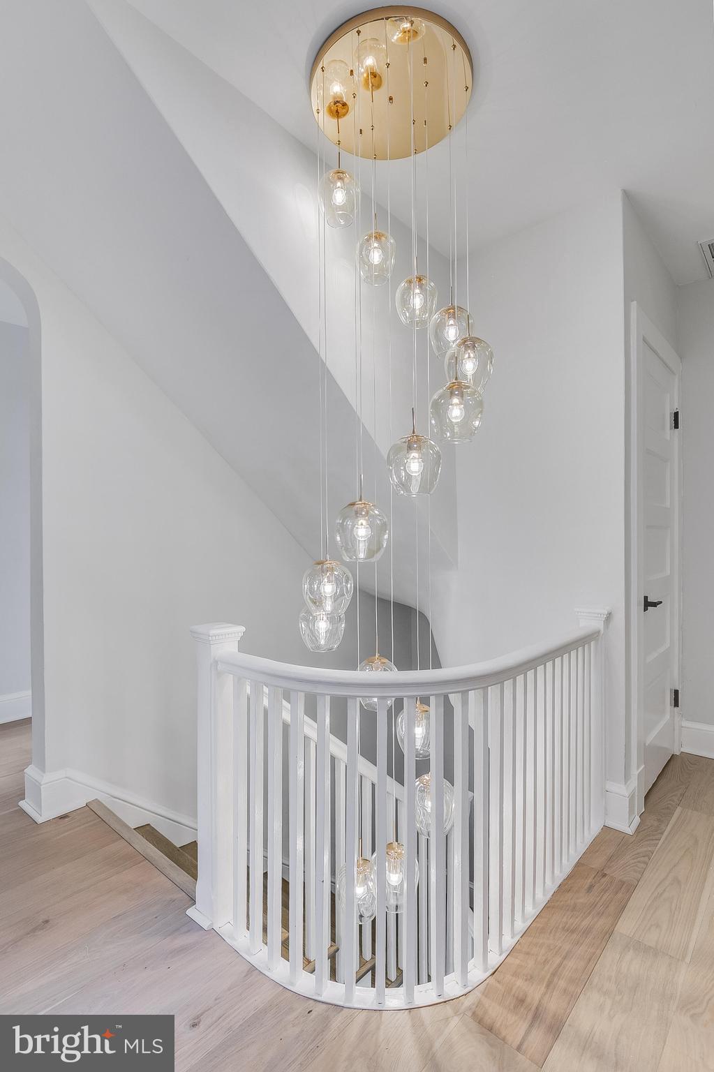 6818 CONNECTICUT AVENUE