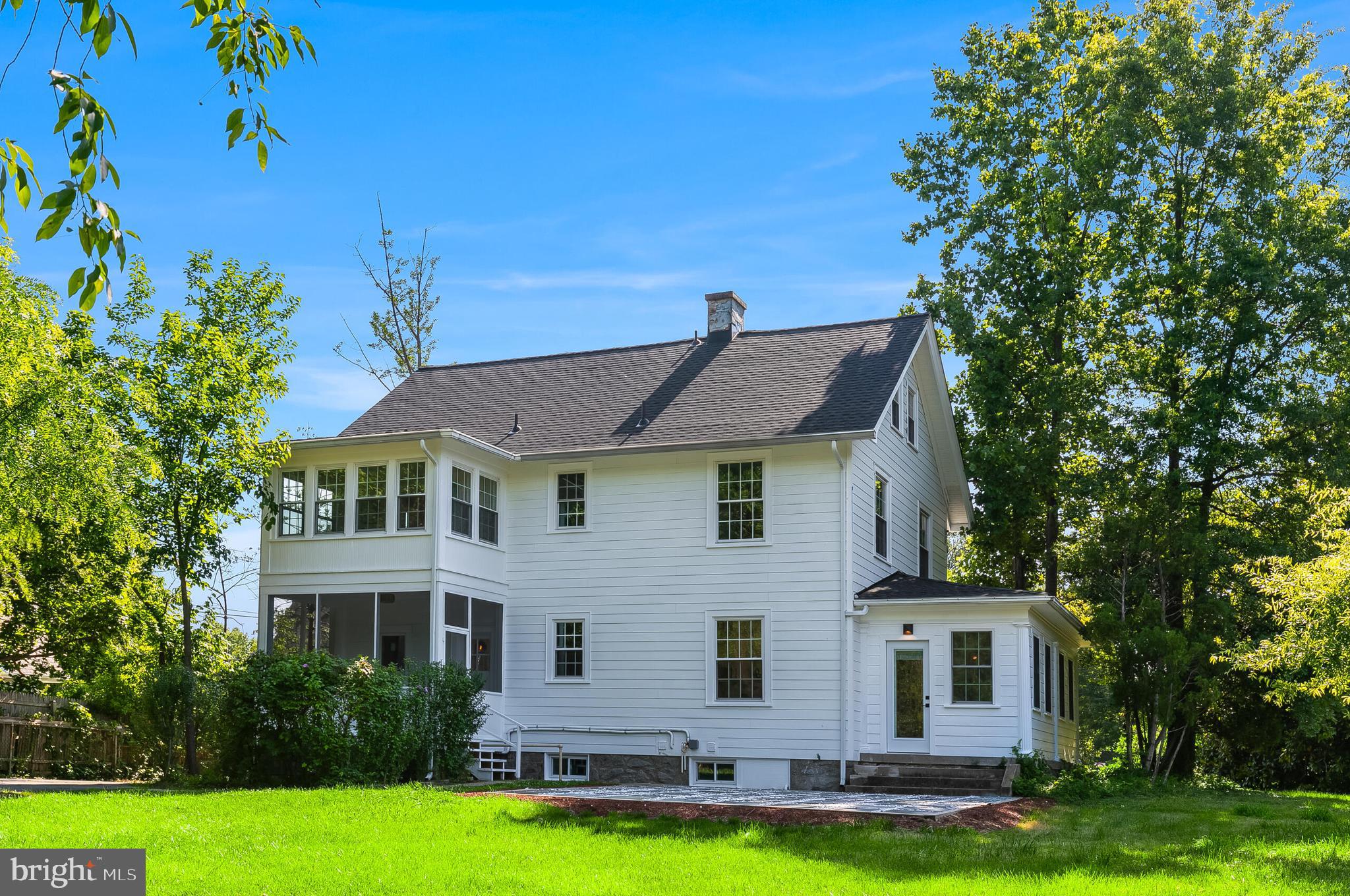 6818 CONNECTICUT AVENUE