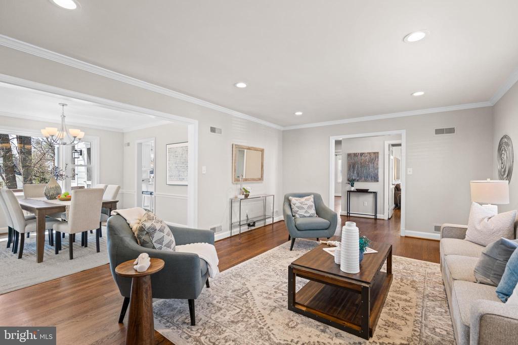 5112 SCARSDALE ROAD