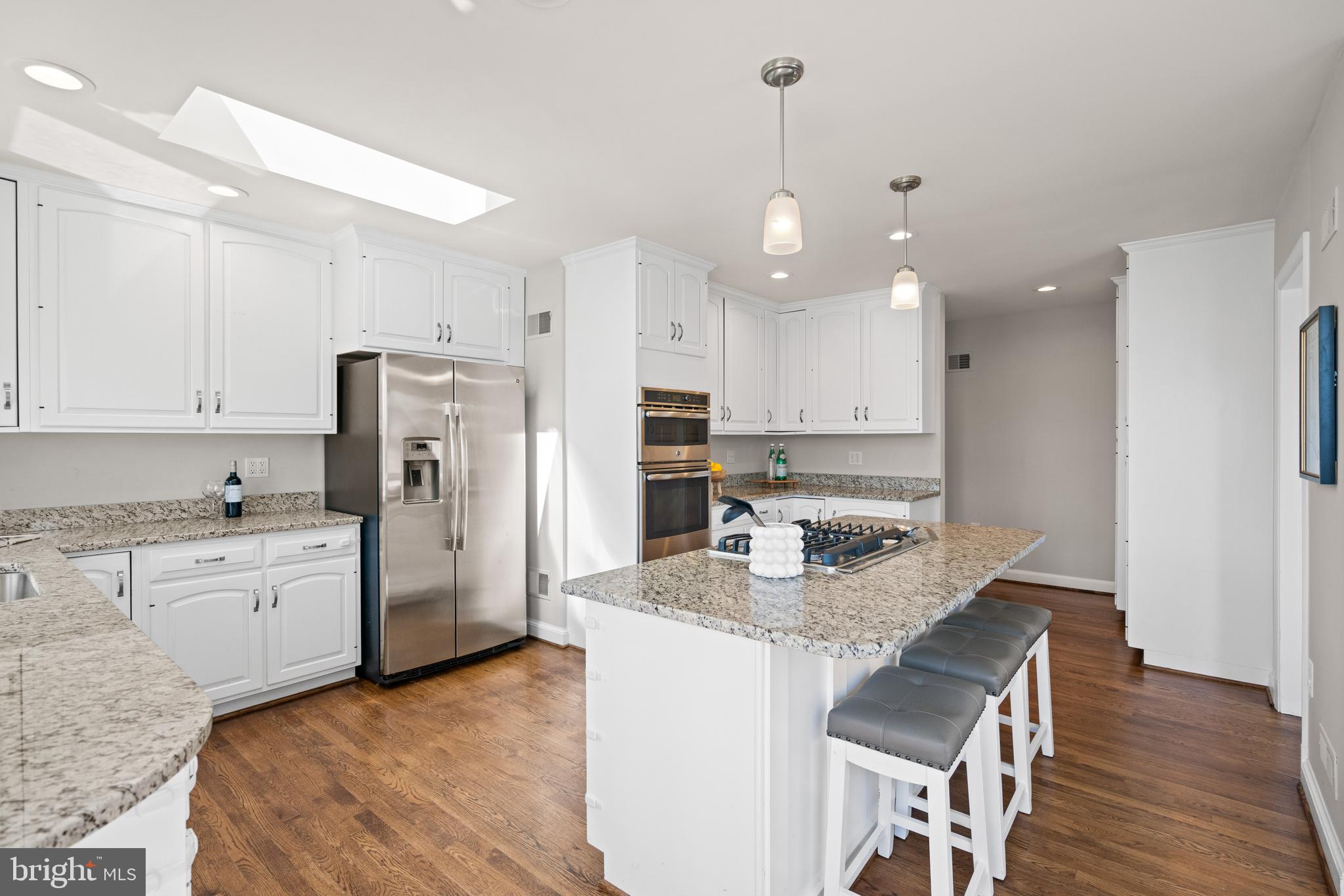 5112 SCARSDALE ROAD