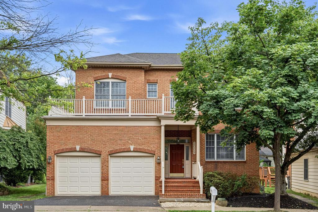 3009 WINDY KNOLL COURT