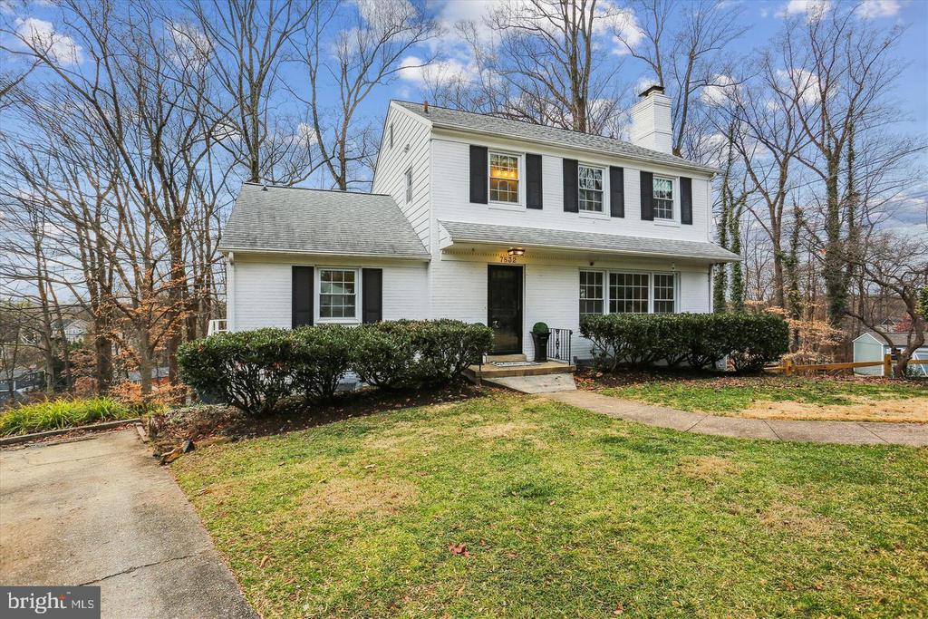 7832 FULBRIGHT COURT
