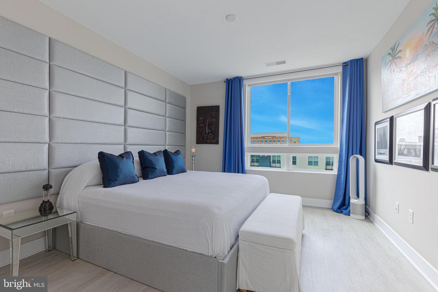 145 RIVERHAVEN DRIVE Unit: 537