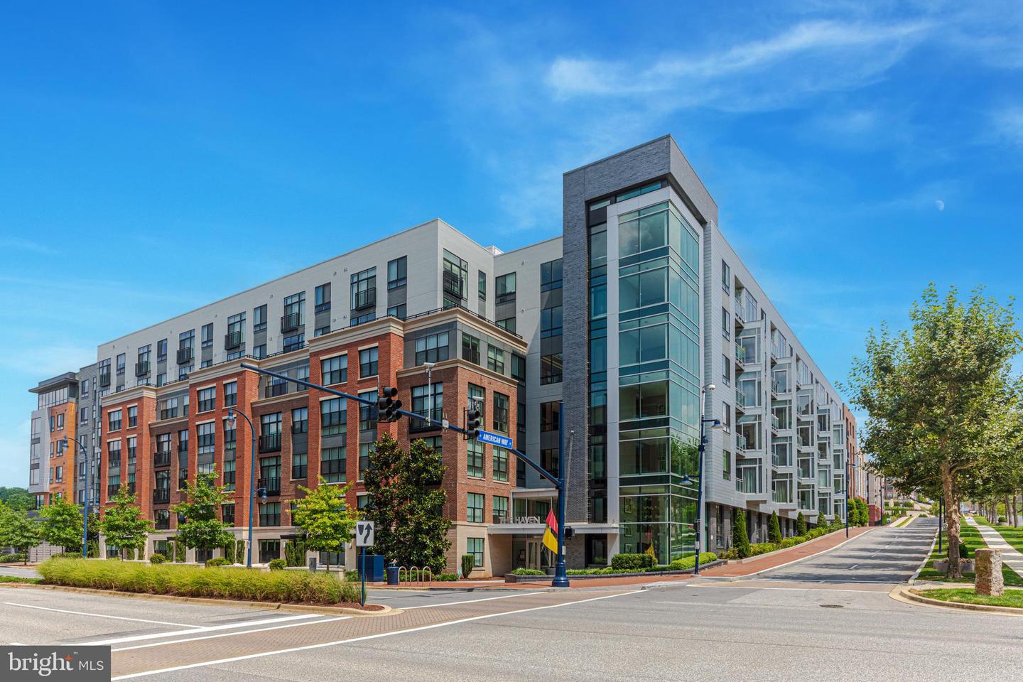 145 RIVERHAVEN DRIVE Unit: 537