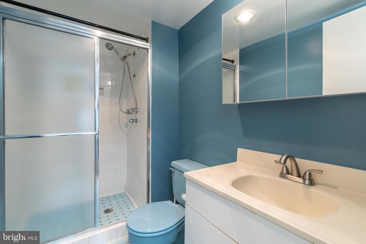 1300 ARMY NAVY DRIVE Unit: 217