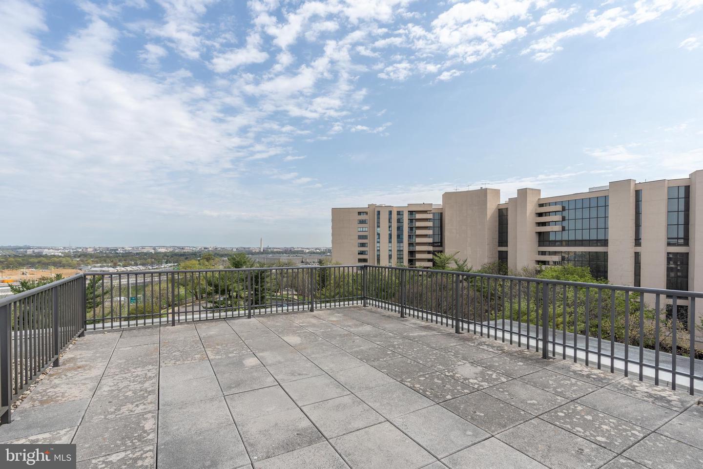 1300 ARMY NAVY DRIVE Unit: 217
