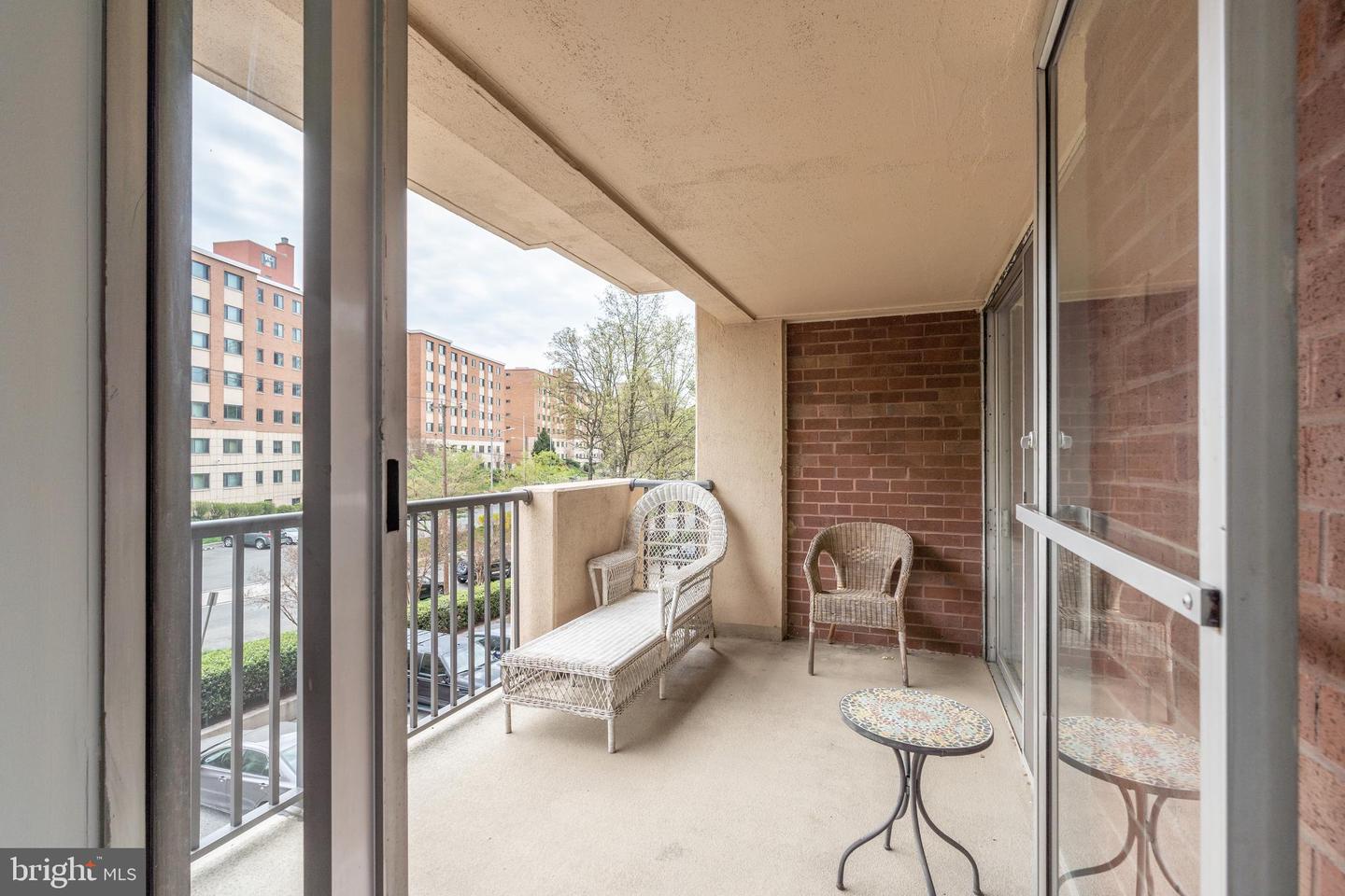 1300 ARMY NAVY DRIVE Unit: 217
