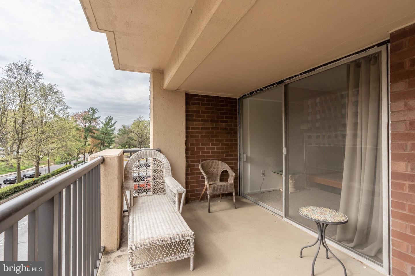 1300 ARMY NAVY DRIVE Unit: 217
