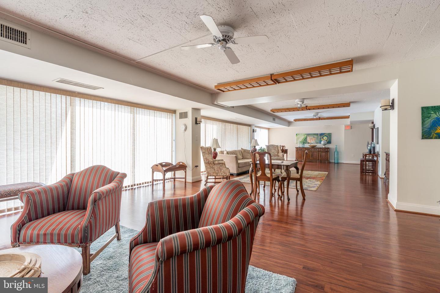 1300 ARMY NAVY DRIVE Unit: 217