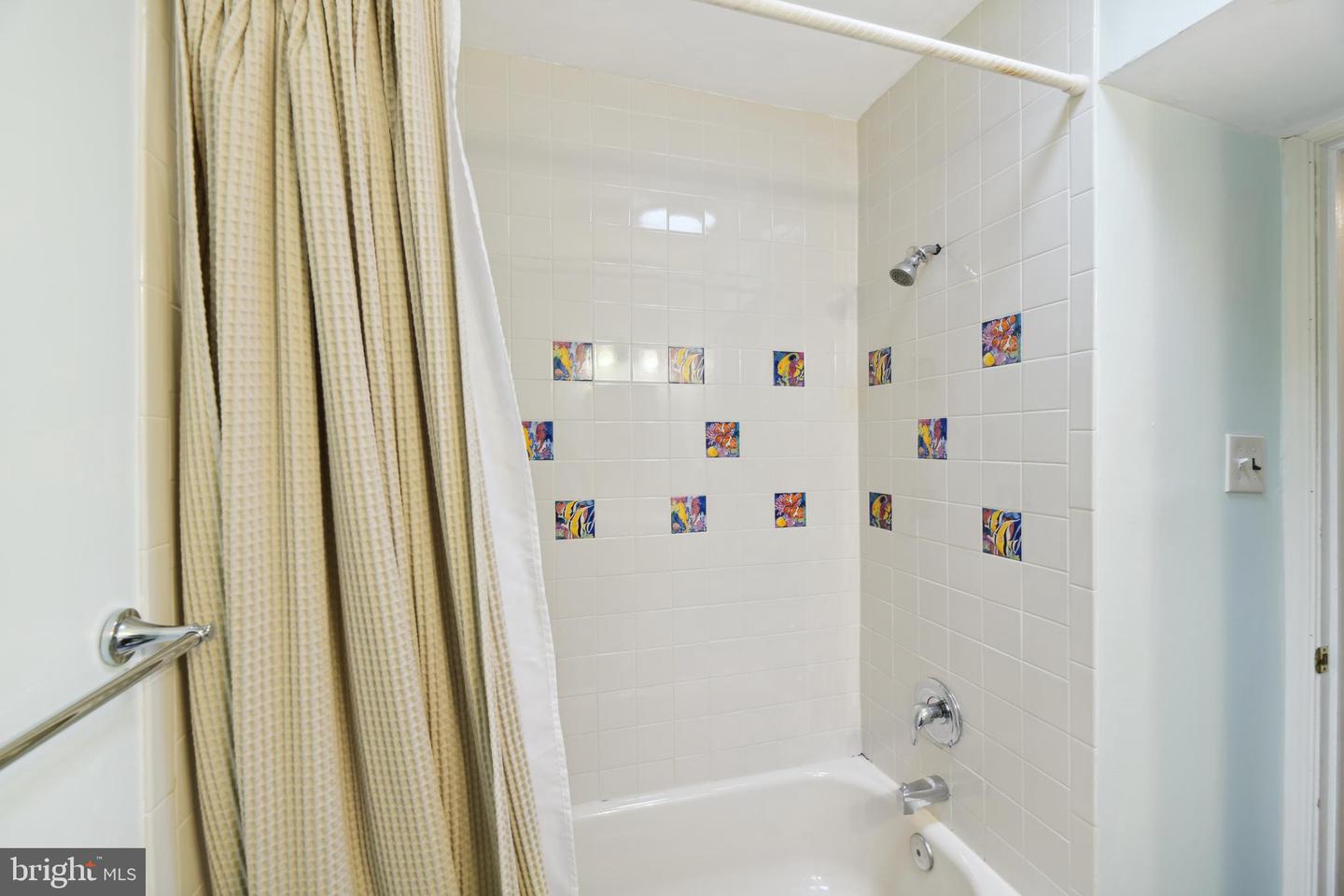 5613 34TH STREET N