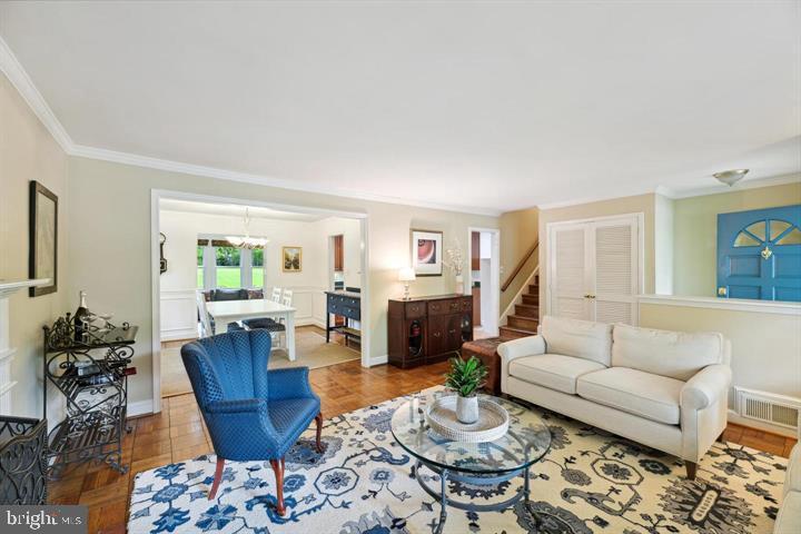 5613 34TH STREET N