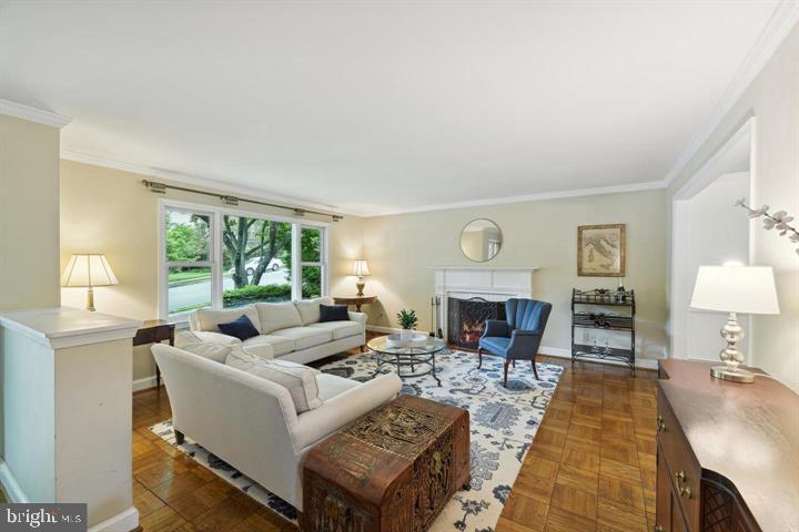 5613 34TH STREET N