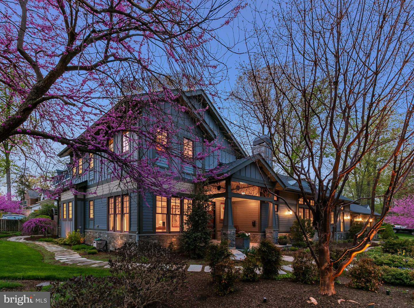 608 Timber Ln