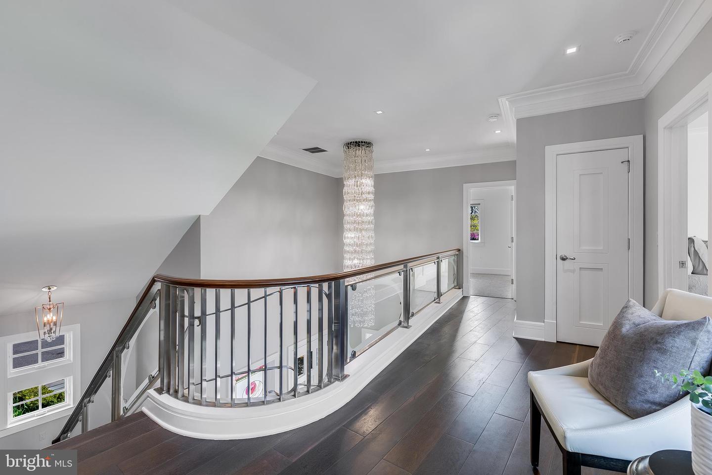 608 Timber Ln
