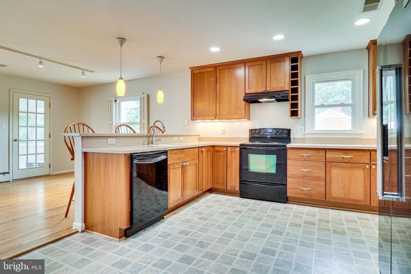 3909 ESTEL ROAD