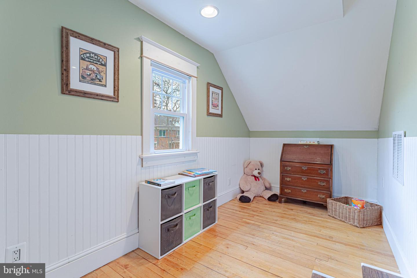 6908 ELM STREET