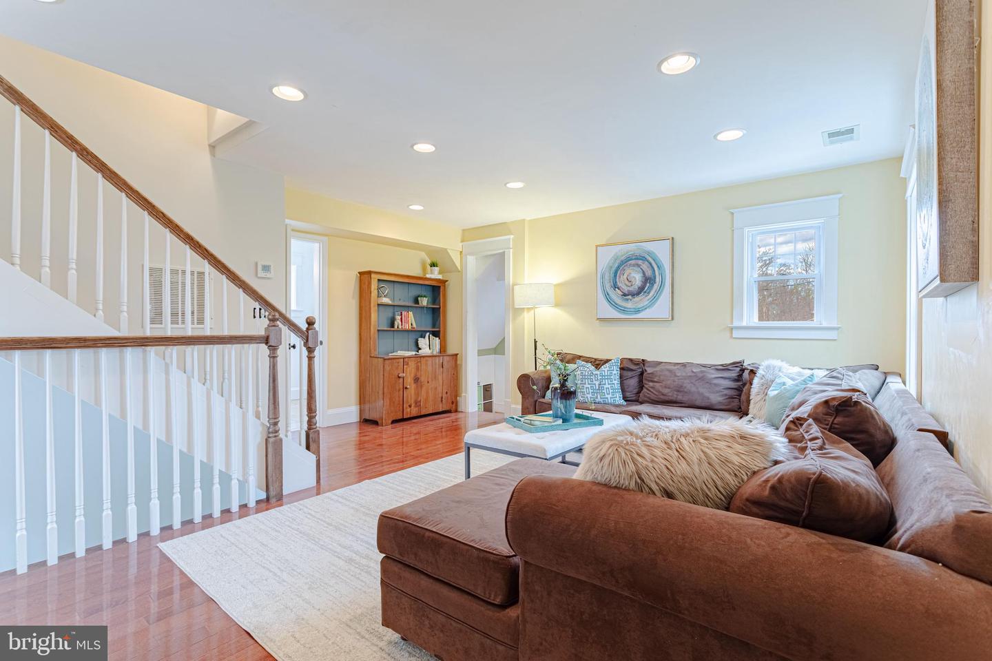 6908 ELM STREET