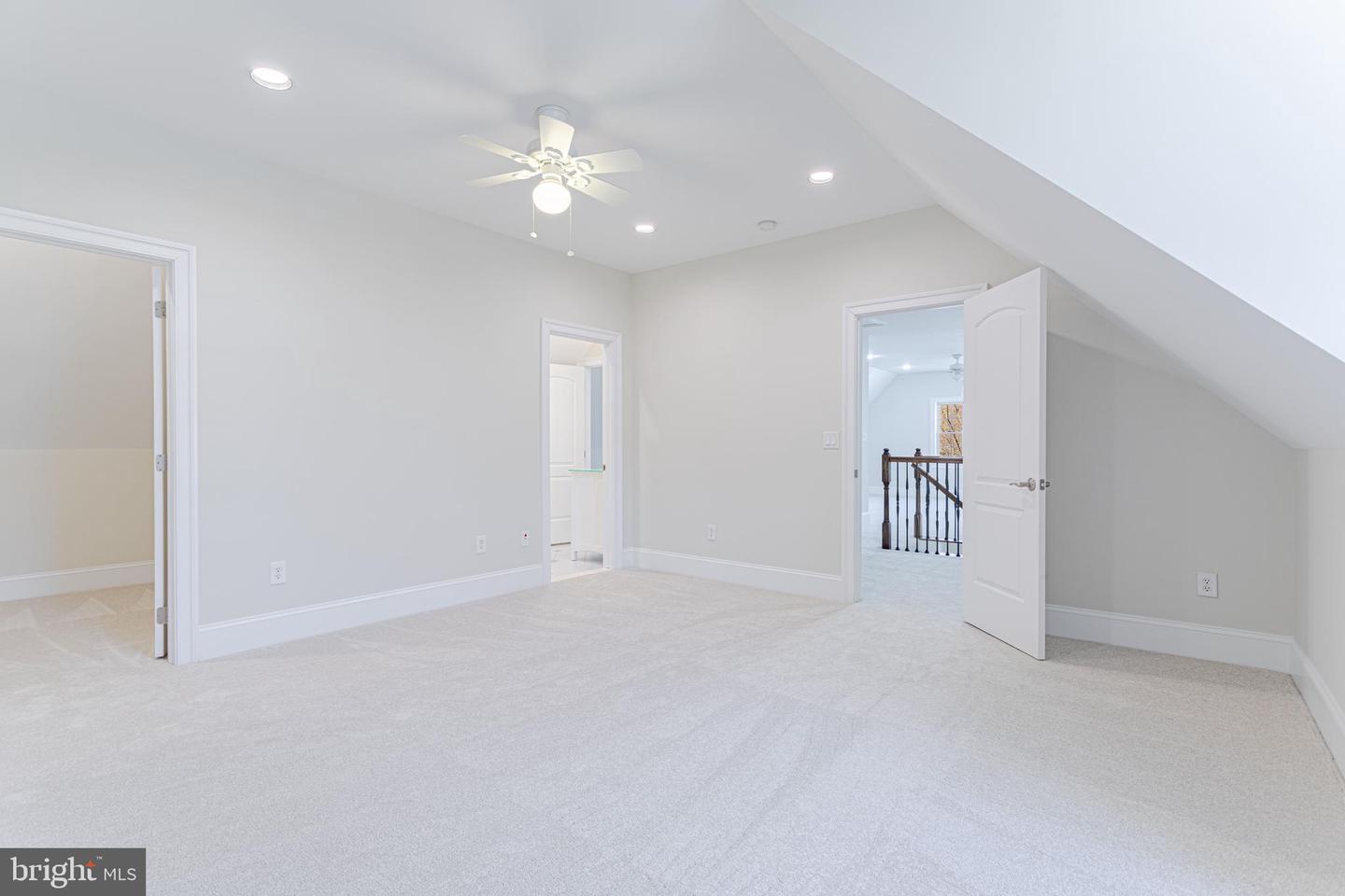 1206 SUMMIT ROAD