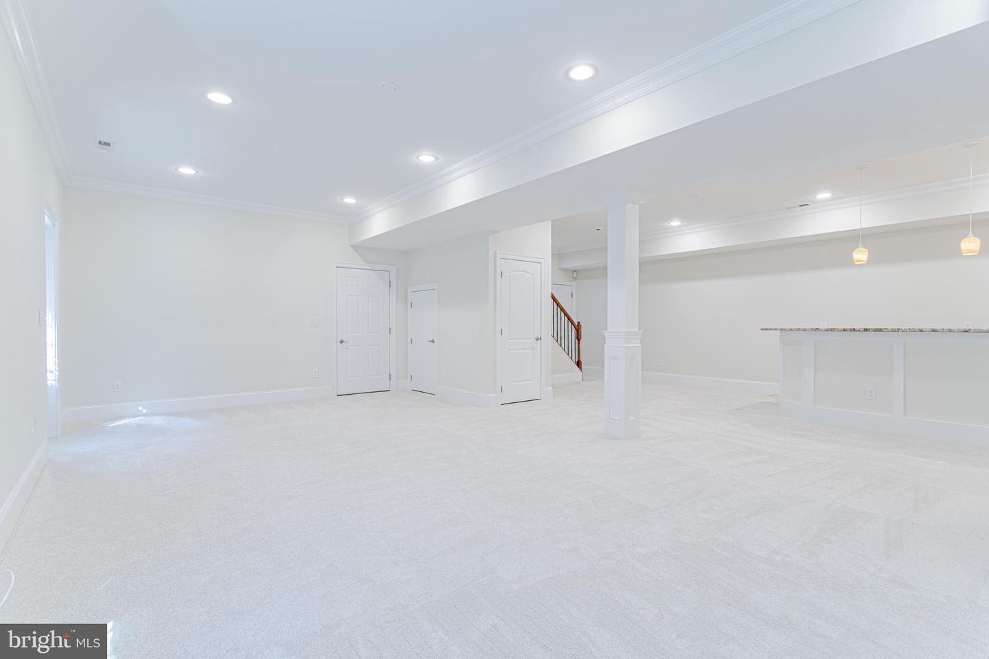 1206 SUMMIT ROAD