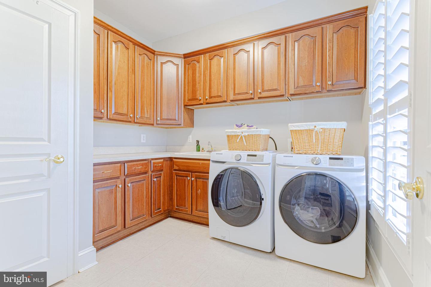 8503 STONY POINT COURT