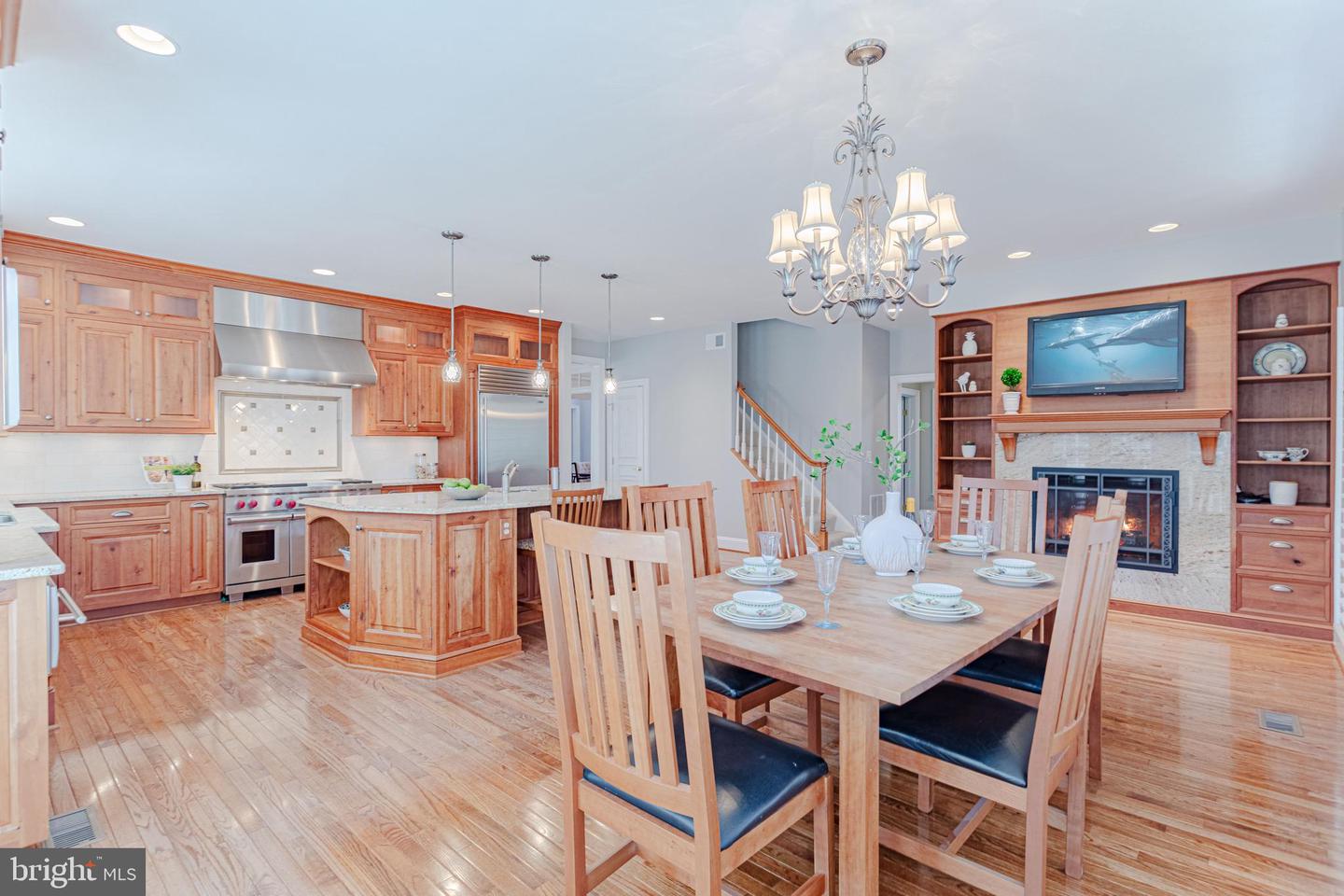 8503 STONY POINT COURT