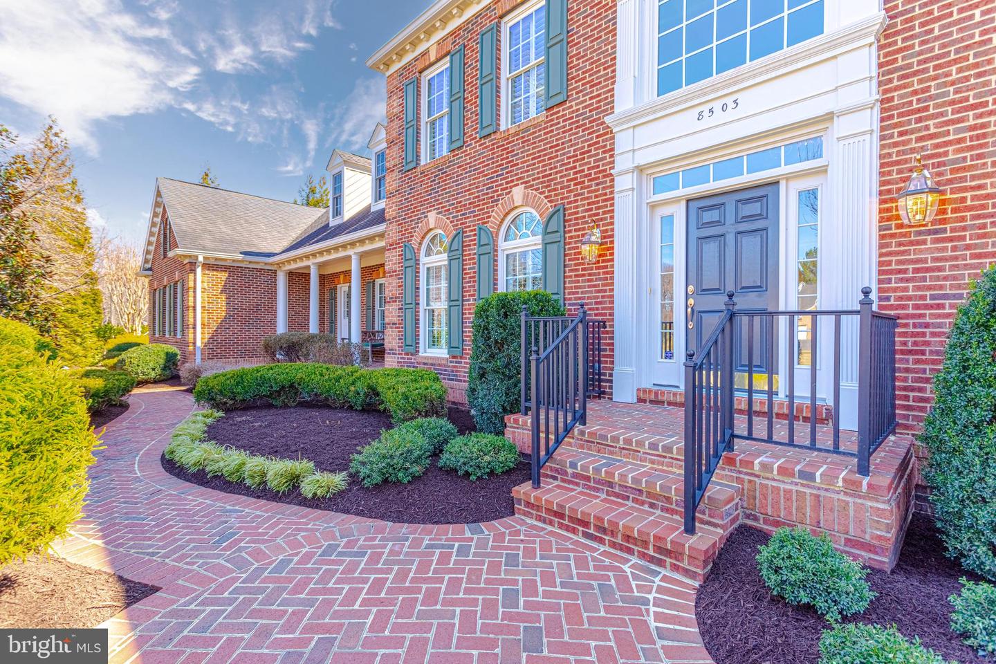 8503 STONY POINT COURT