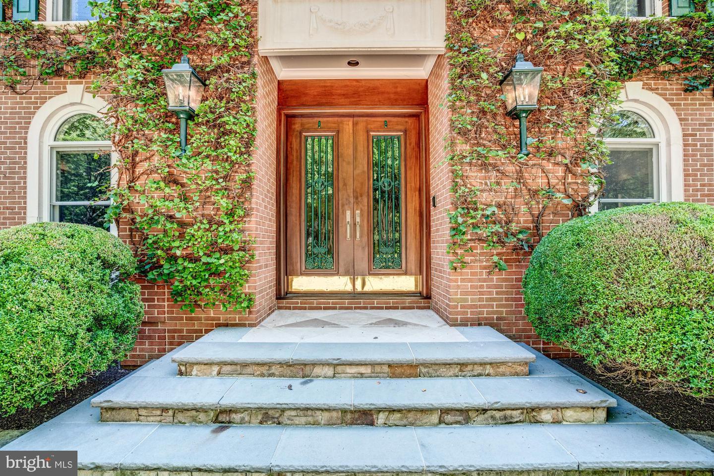 1004 BASIL ROAD