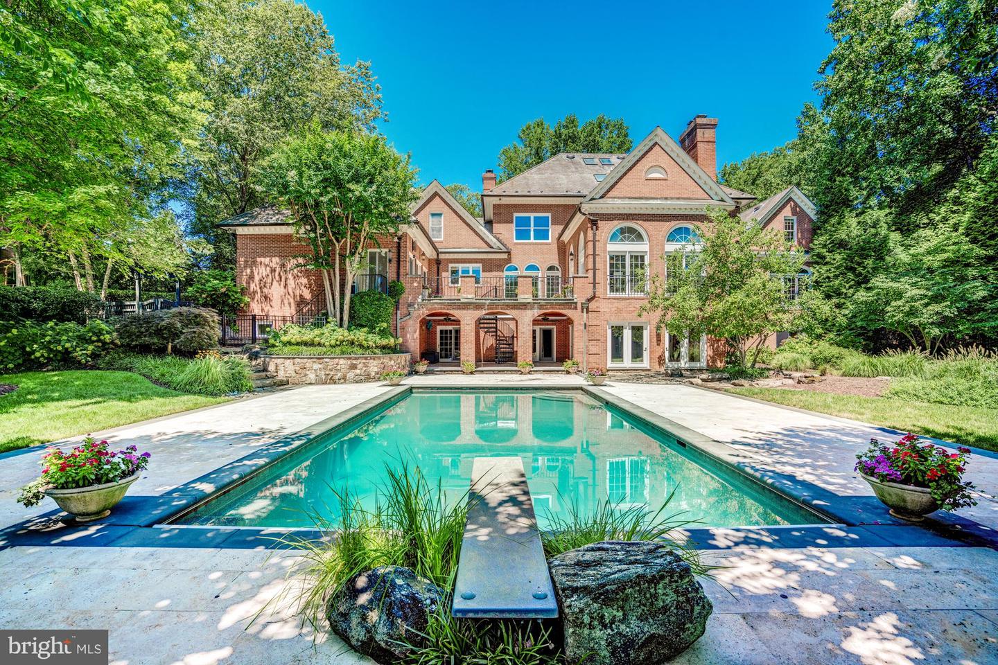 1004 BASIL ROAD