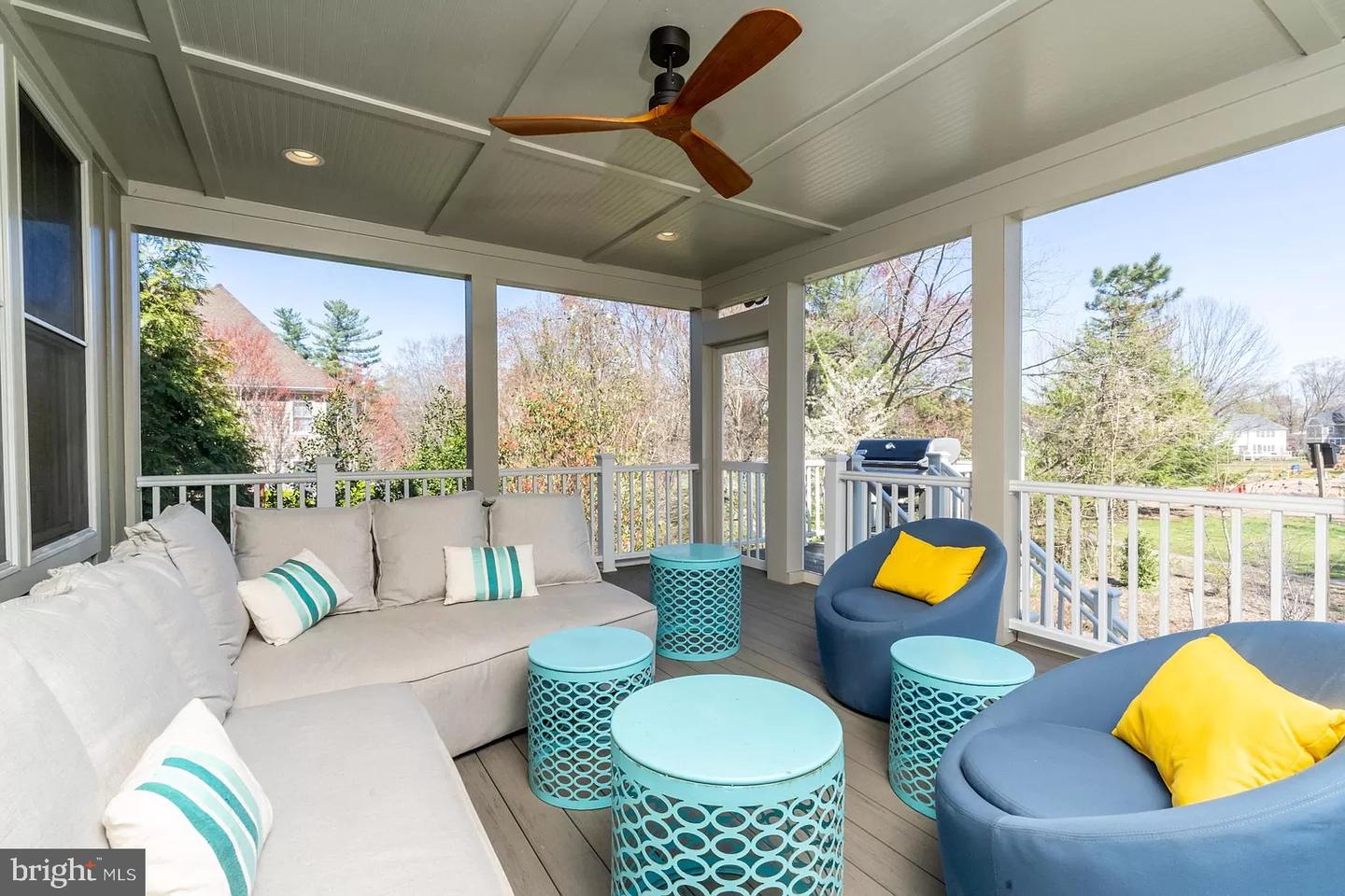 7106 THRASHER ROAD