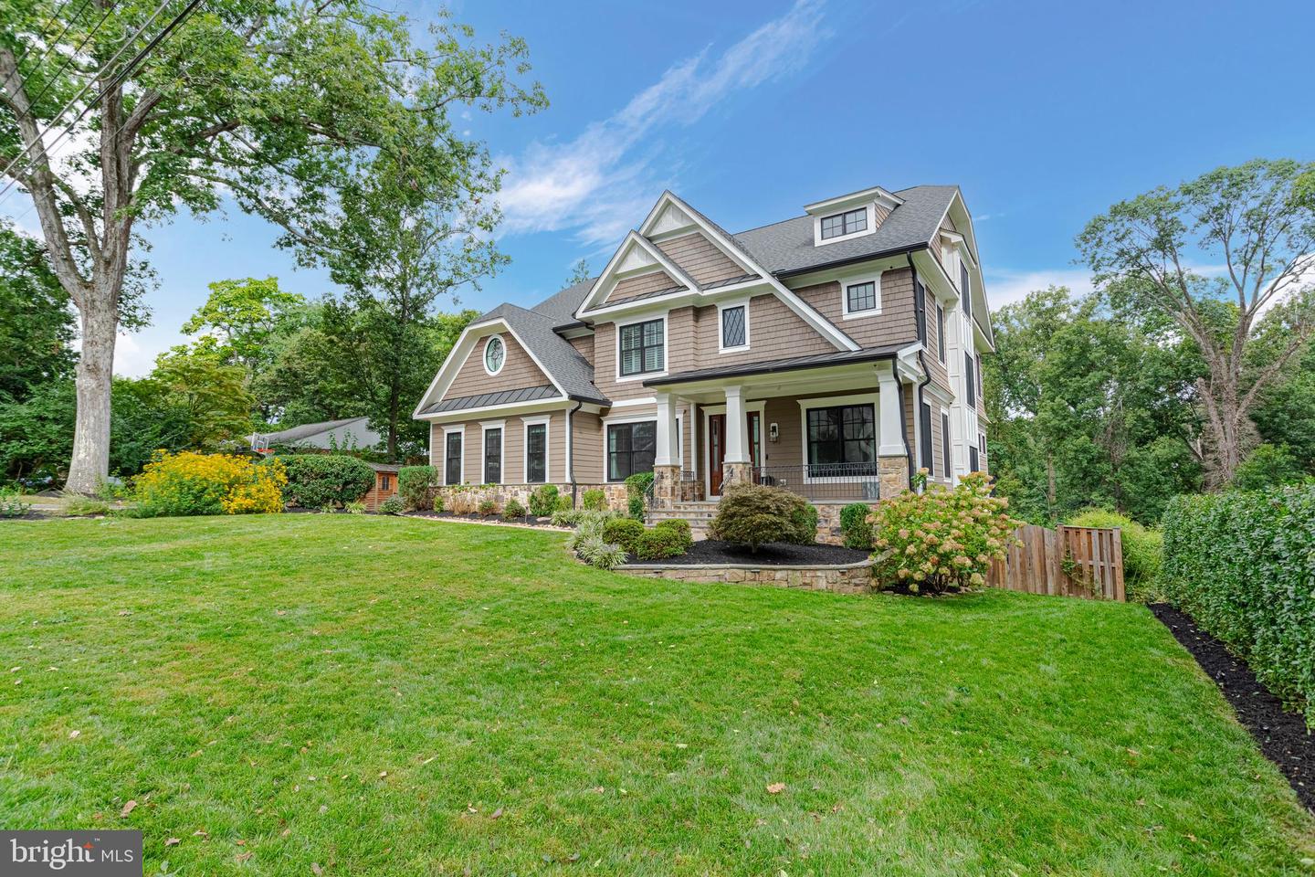 1478 WAGGAMAN CIRCLE